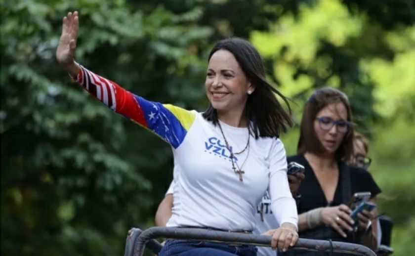 Machado convoca a los venezolanos a las calles un día antes de la investidura presidencial
