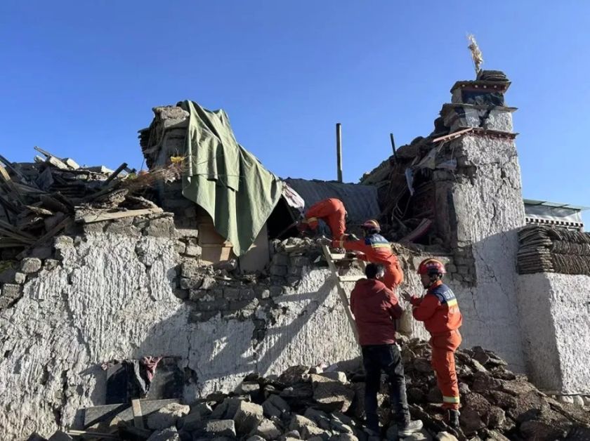 Hay 95  fallecidos en la región china del Tíbet tras un terremoto de magnitud 6,8
