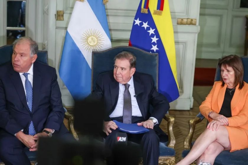 Argentina tacha de «complot ridículo» la acusación de Maduro de un supuesto plan de atentar contra Delcy Rodríguez