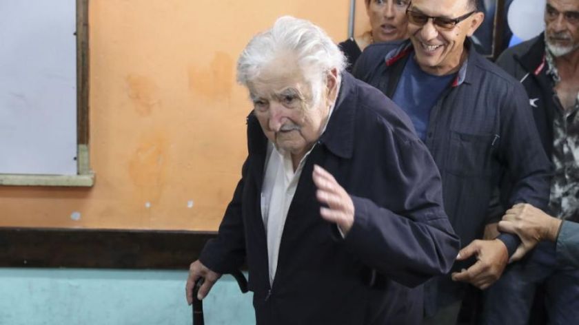 "Me estoy muriendo": José Mujica afirma que el cáncer se expandió por su cuerpo