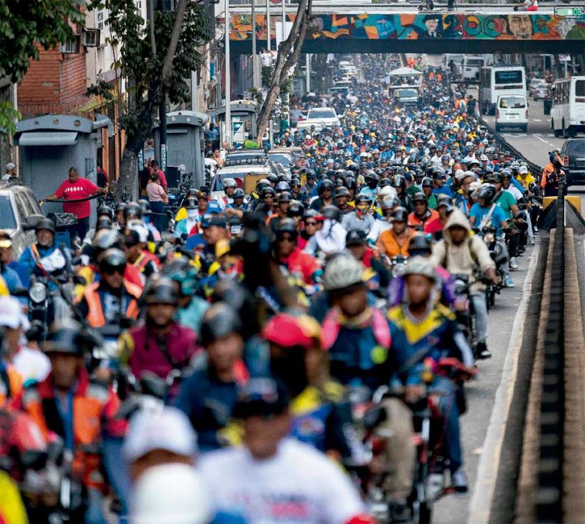 Venezuela: Horas cruciales para chavistas y opositores