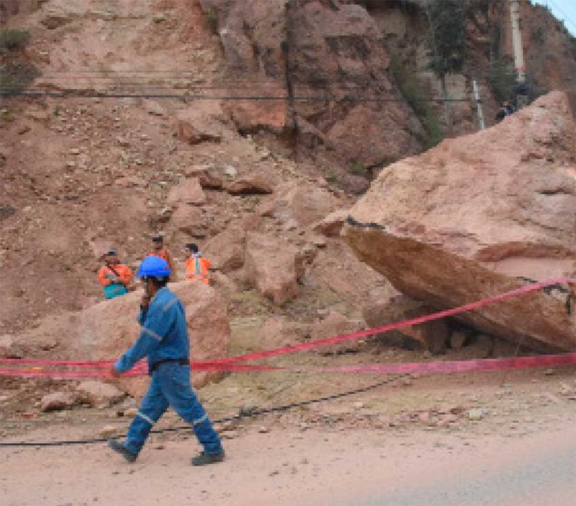 Desprendimiento de una roca en La Paz