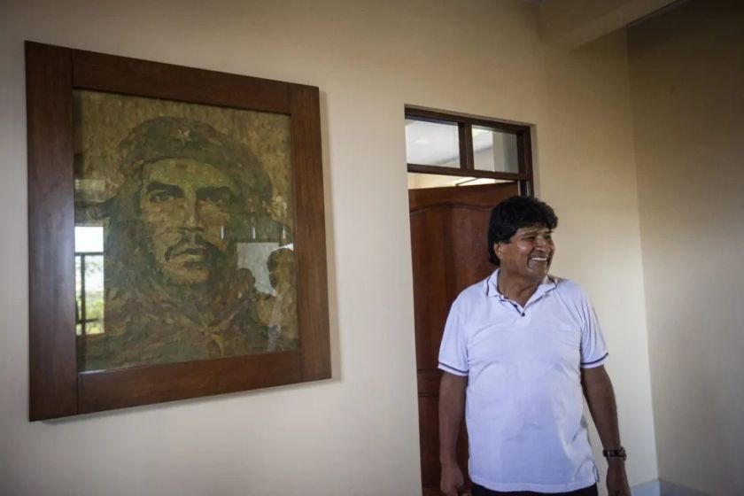 Reportan bloqueo en el Trópico de Cochabamba para proteger a Evo Morales