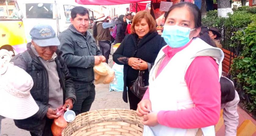 Independientes palían la falta de pan por el paro de los asociados en Potosí