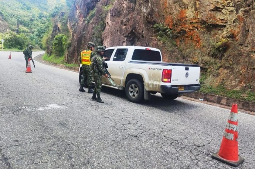 Gobernador cifra en más de 80 los muertos por el conflicto entre guerrillas en el Colombia