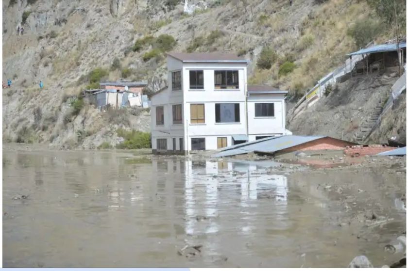 Inician trámite de extradición de Perú del dueño de inmobiliaria por la mazamorra en Bajo Llojeta
