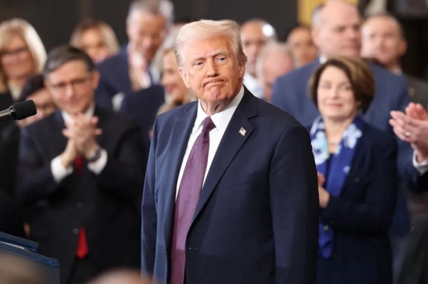 Donald Trump declara el fin del “declive” de EEUU y el inicio de una “edad de oro”
