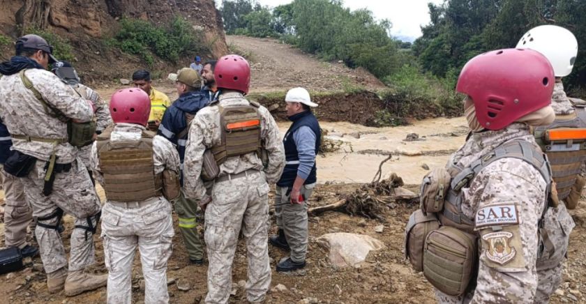Hallan los cuerpos sin vida de dos hermanas que fueron arrastradas por el río en Sacaba