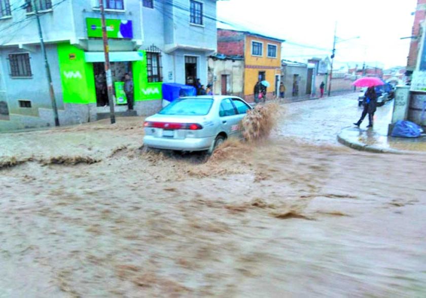 Potosí se mantiene en alerta naranja por lluvias intensas