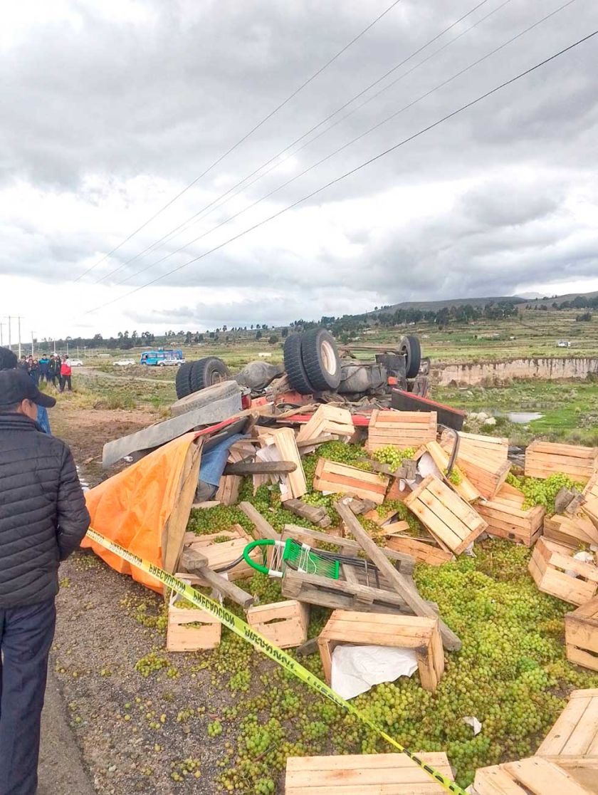 Fallece uno y tres quedaron heridos en doble accidente