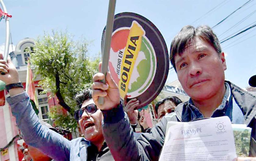 Gremialistas no confían en el llamado al diálogo