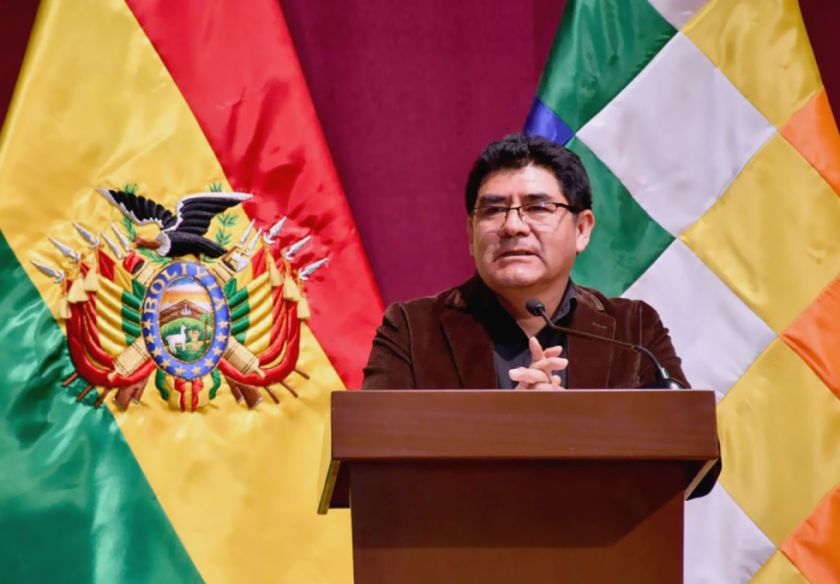 El Gobierno abre investigación administrativa por denuncias contra el Ministro de Educación