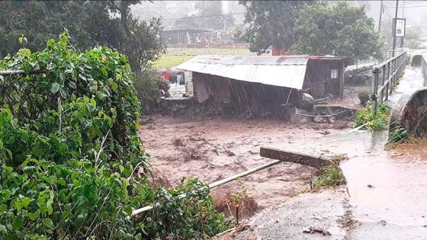 Lluvias dejan 18 fallecidas y 14 municipios en desastre