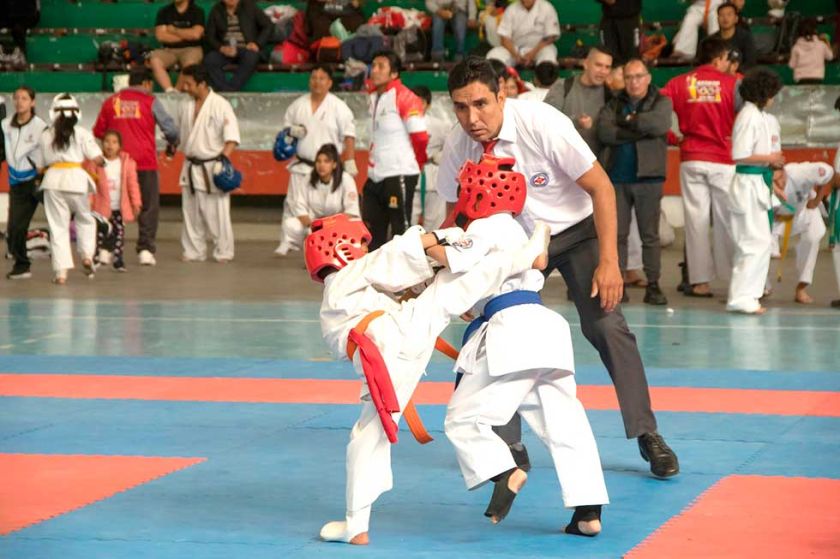 Sucre recibe el IX Campeonato Open
