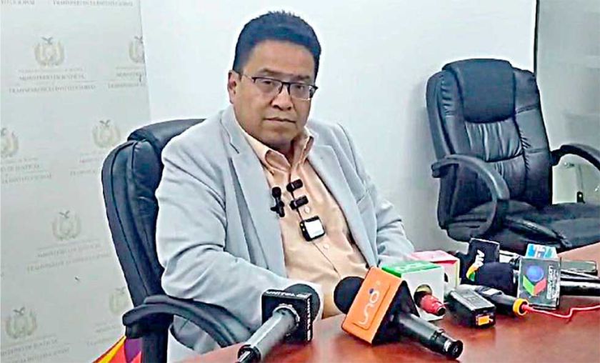 Gobierno dice que Morales busca “conformar milicias” 