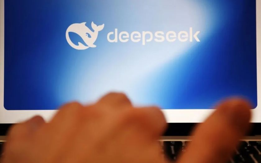 El ‘fenómeno DeepSeek’ es objeto de sospechas en EE.UU. y dispara la competencia en China