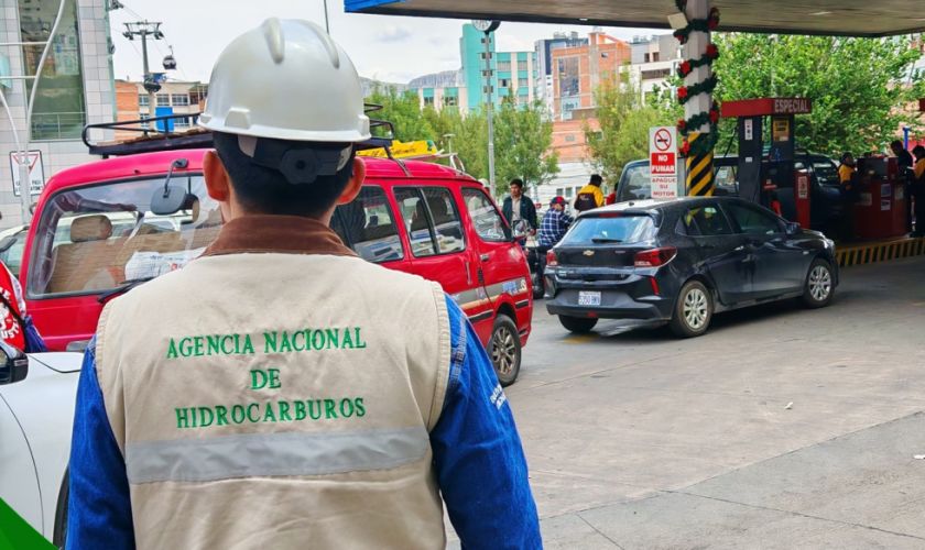 Intervienen al menos 11 estaciones de servicio por desvío de combustibles