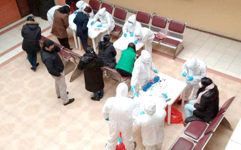 Suben casos de coronavirus y comienza el testeo masivo