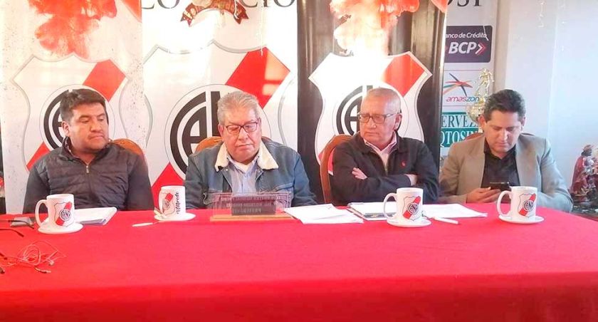 Nacional planteará jugar dos torneos este año