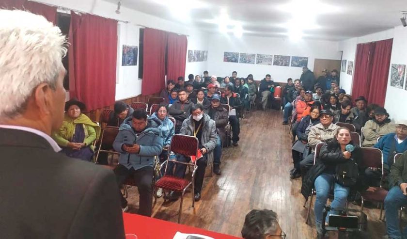 YLB aclara que contratos del litio están en la ALP