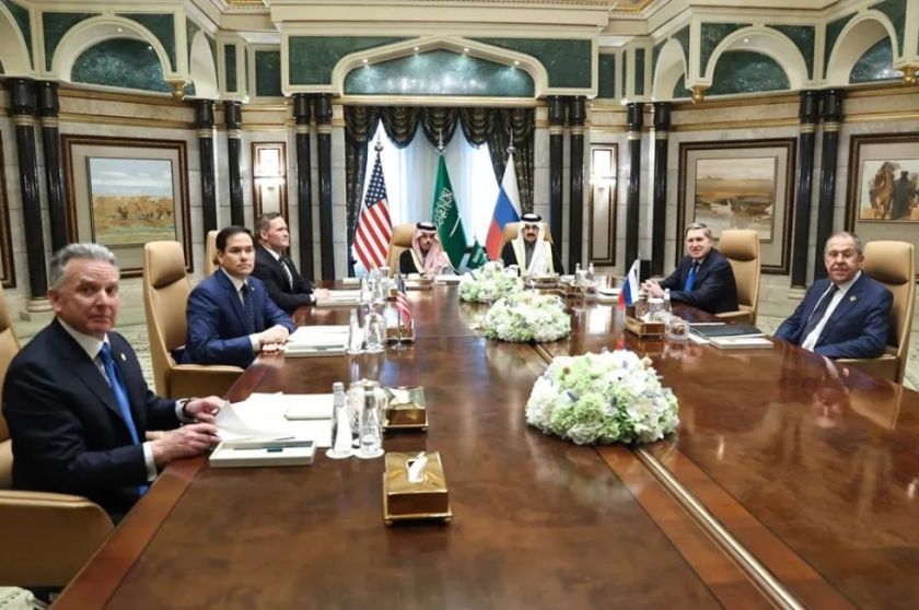 EE.UU. y Rusia acuerdan normalizar las relaciones y poner fin a la guerra en Ucrania