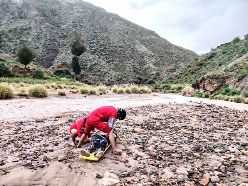 Tres hombres  pierden la vida engullidos por  aguas turbias 