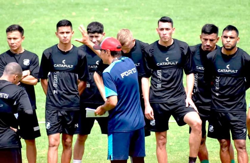 Nacional quiere sellar en Sucre su pase a cuartos de final