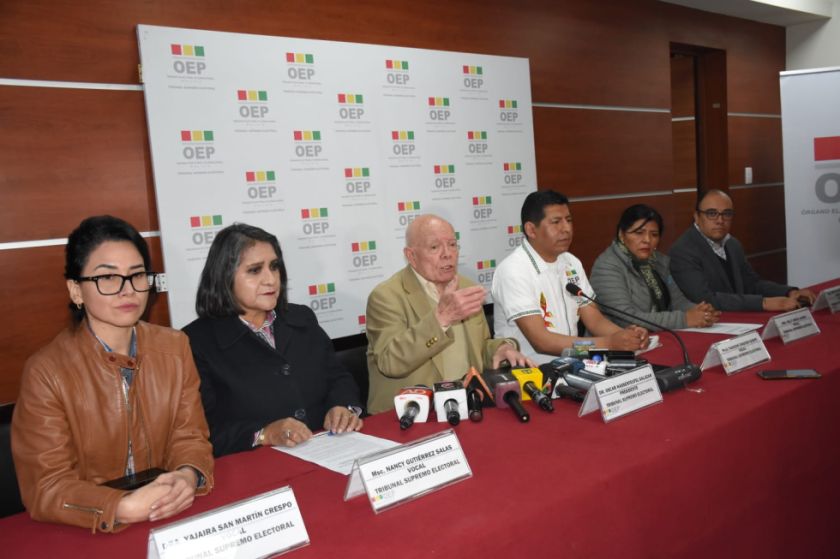 Vocales y tribunales electorales planifican en Santa Cruz las elecciones generales