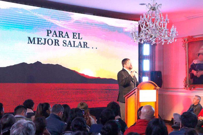 Samuel: “En seis meses, se acaba el maltrato a Potosí” El empresario presentó sus soluciones para Potosí