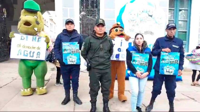 La Alcaldía y Aapos cumplen campaña para cuidar el agua