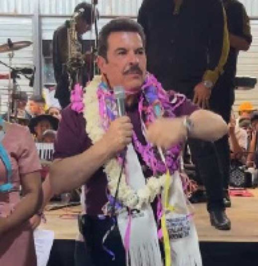 Manfred elegirá a su vice tras concluir encuesta