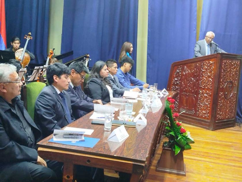 UATF destaca aumento de nuevos alumnos en 2024 en sus carreras