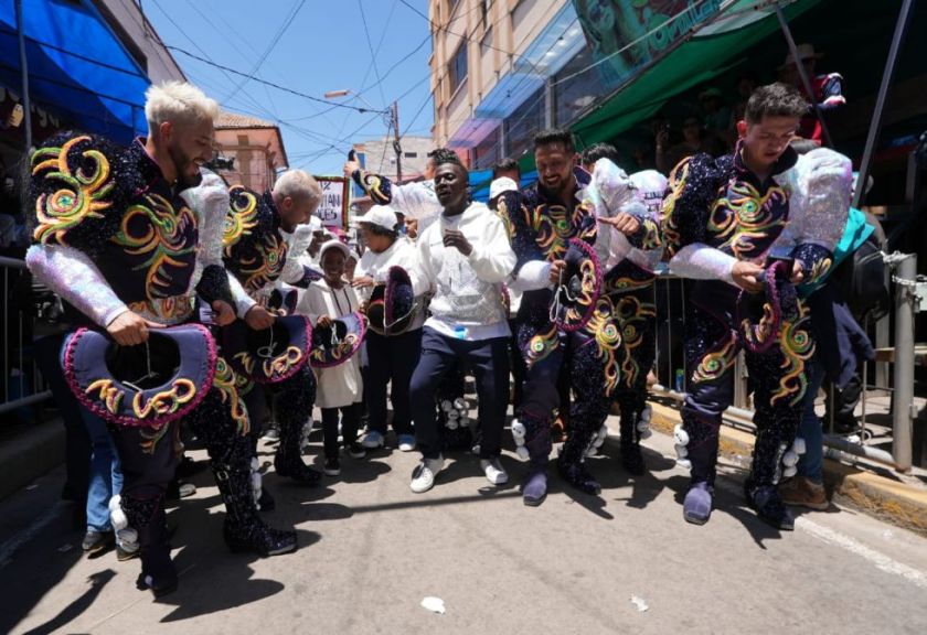 Nansana Kids le muestra al mundo el majestuoso Carnaval de Oruro