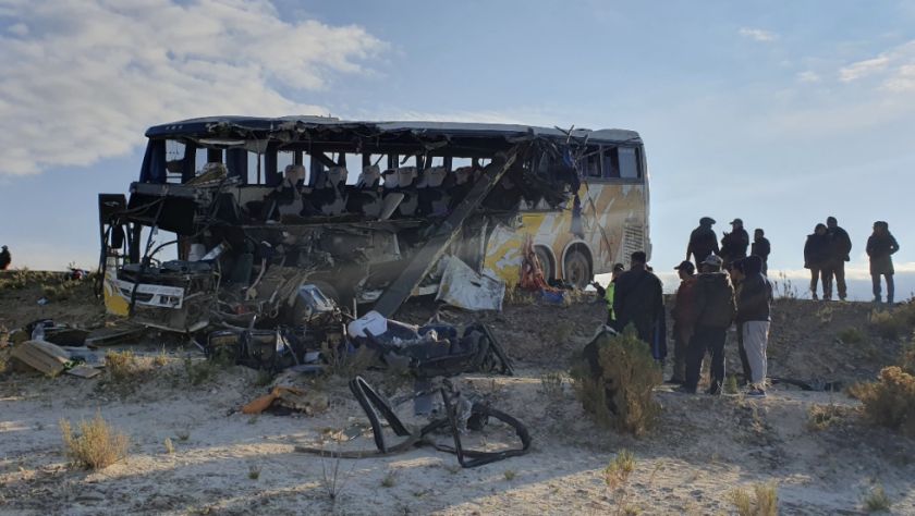 Hospital Bracamonte reporta deceso del chofer del bus de la flota Emmanuel 