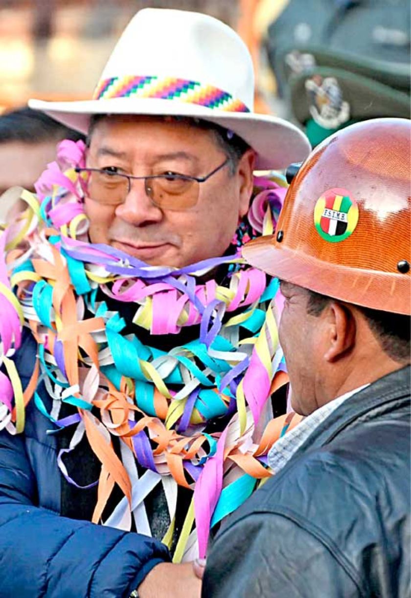 Luis Arce llama a celebrar en unidad y sin excesos