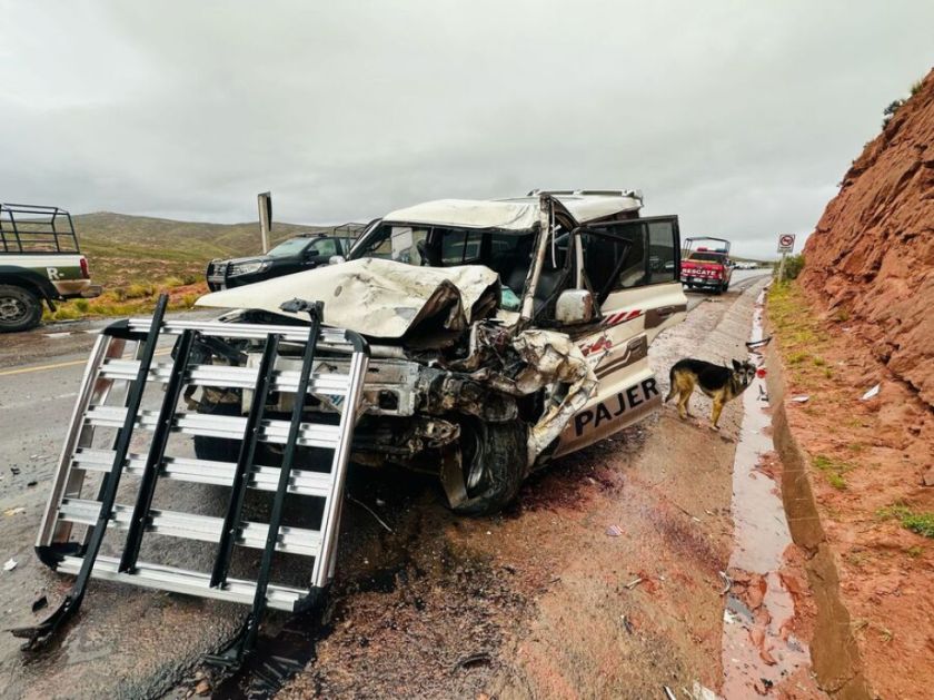 Piden medidas cautelares para conductor de vagoneta, tras embarrancamiento en la vía Oruro-Potosí