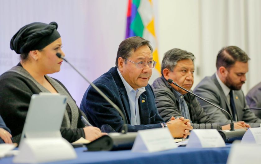 Arce dice que se hizo “todo el intento” para paliar efectos de la falta de dólares y combustibles