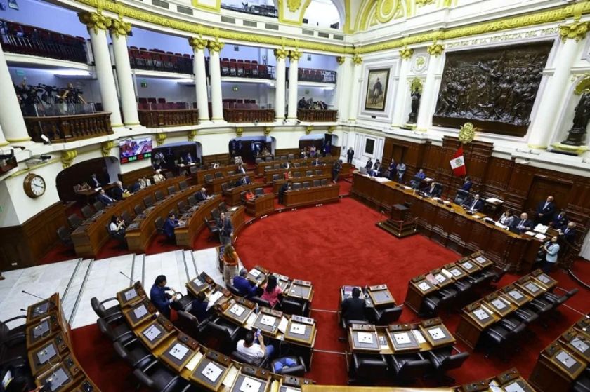 Boluarte acepta censura del ministro del Interior y acusa a Fiscalía de liberar criminales