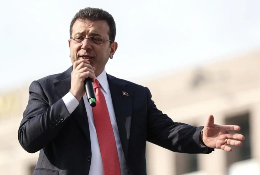 La Justicia turca envía a prisión preventiva al alcalde de Estambul