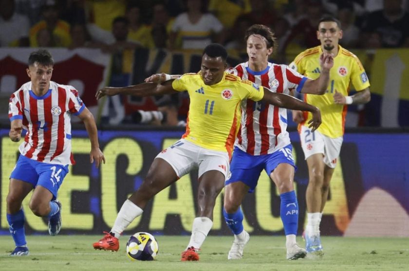 Paraguay rescató el empate (2-2) en Barranquilla y alarga la crisis de Colombia