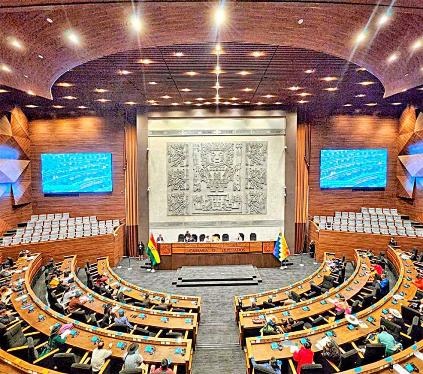 Diputados aprueba ley para debate obligatorio
