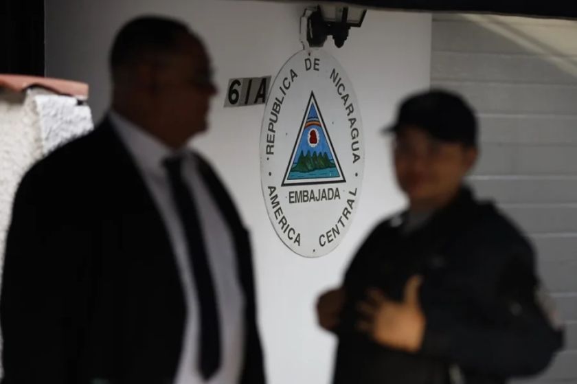 Martinelli saldrá de Panamá bajo custodia policial y escolta diplomática nicaragüense
