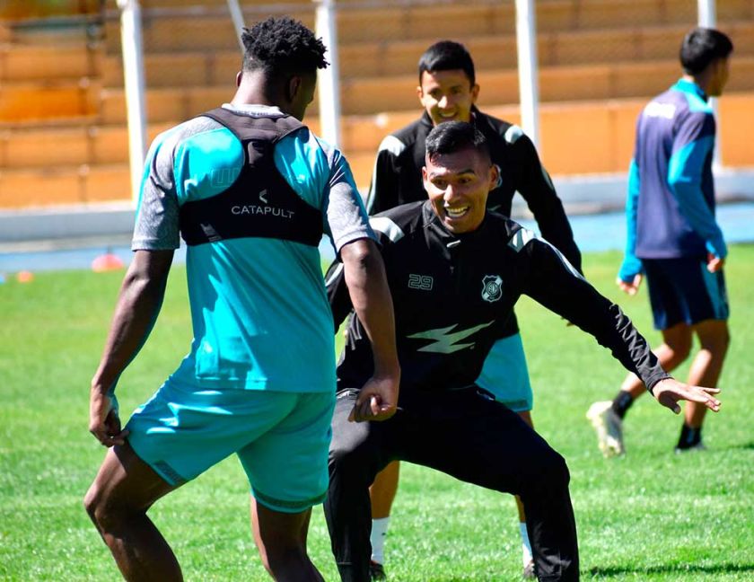 La banda roja apuesta por la victoria frente a Independiente de Argentina