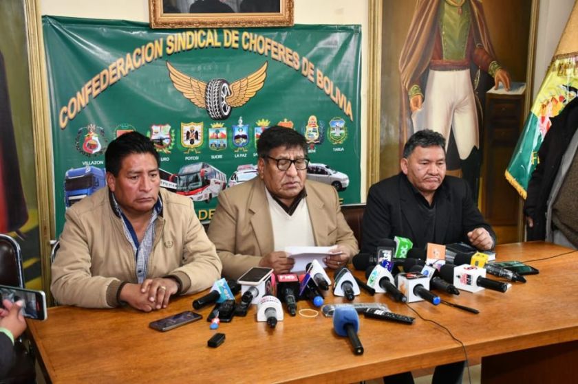 Transporte declara cuarto intermedio y suspende paro nacional y bloqueos