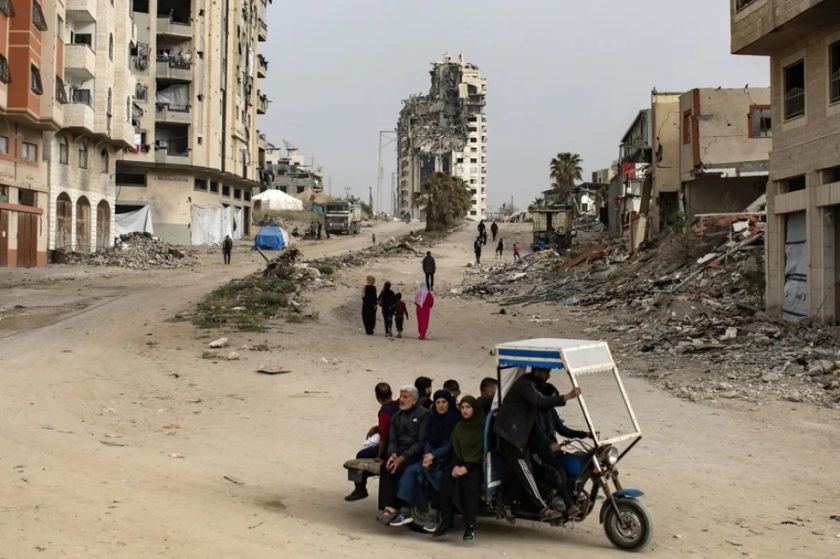 Dos periodistas muertos y 8 heridos en un ataque israelí a una tienda de reporteros en Gaza