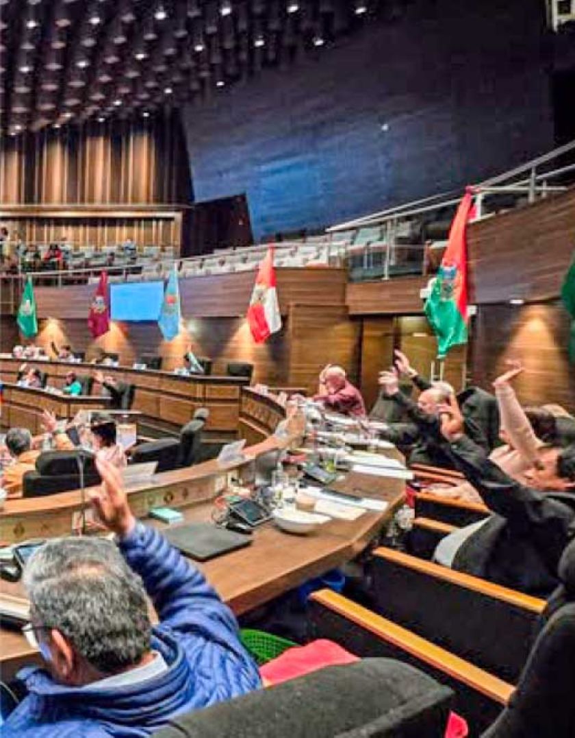 Senado aprueba ley que prohíbe uso del oro de reservas como garantía