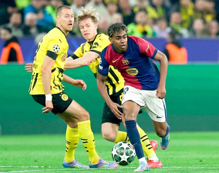 Barcelona sufre, resiste  y clasifica a semifinales