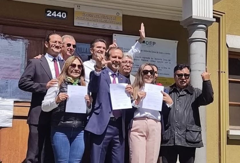 Libre fue la primera alianza política en ser inscrita ante el TSE