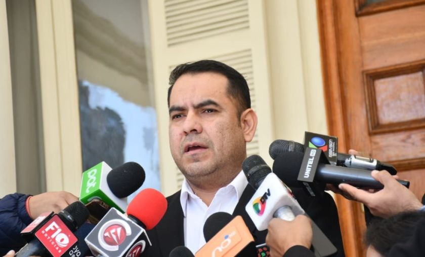 TSE: Las elecciones no corren riesgo pese a recurso sobre paridad de género