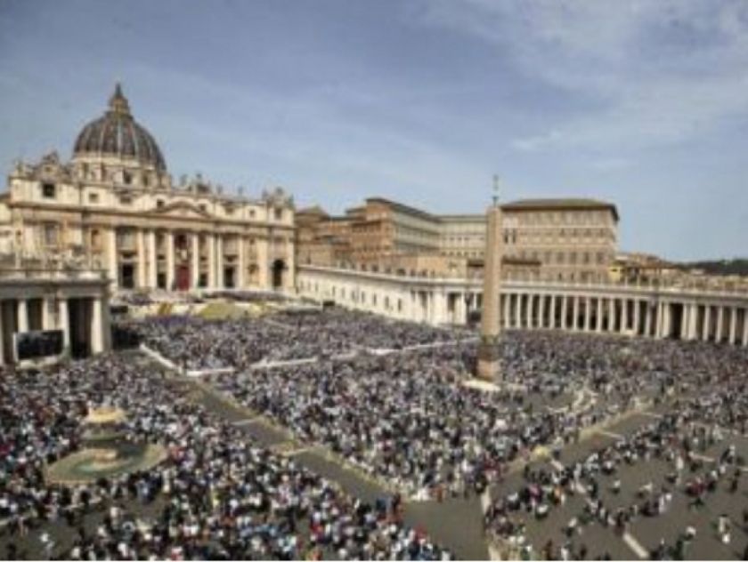 Por ahora, todos los cargos del Vaticano están vacantes
